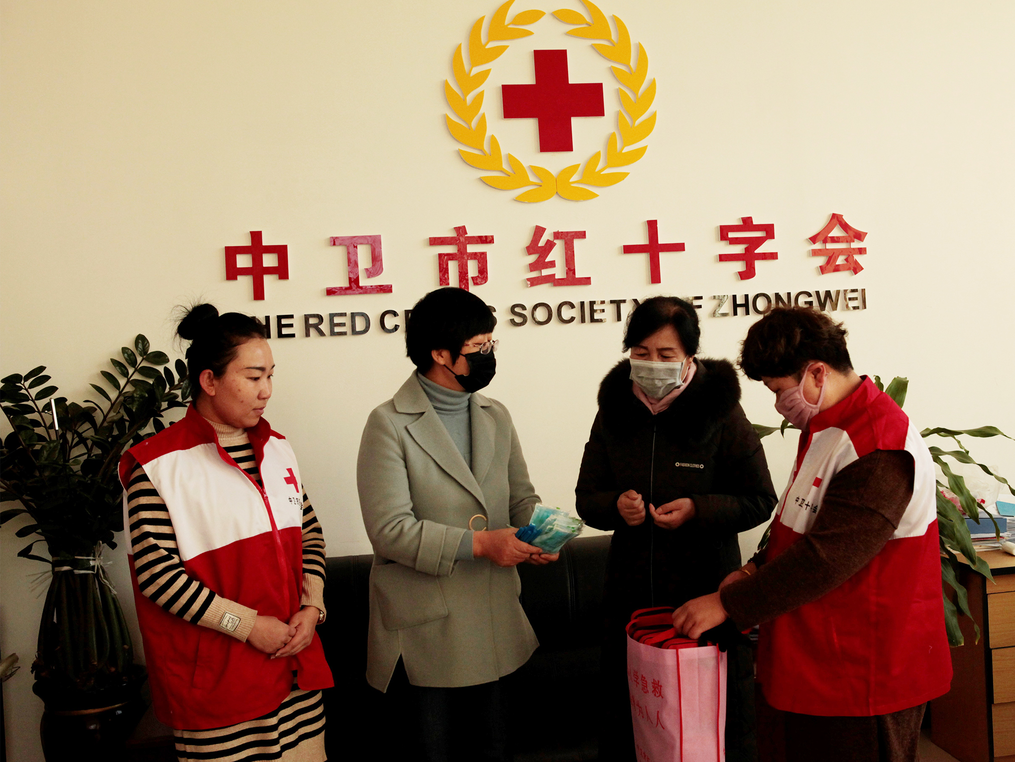 抗擊疫情人人有責(zé)，早康枸杞為奮戰(zhàn)一線的英雄加油助力！